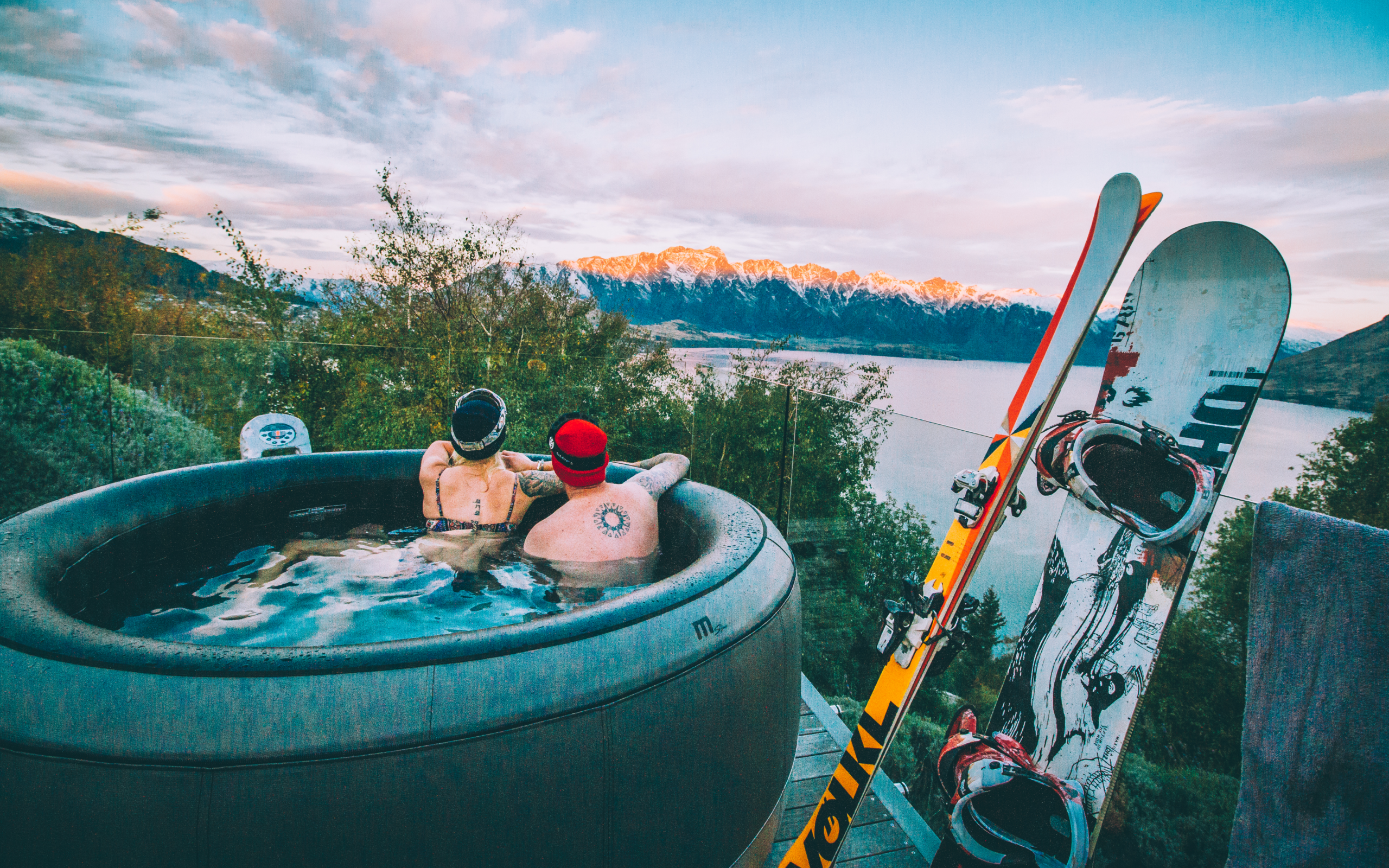 6 Seater Spa Pool + Cold Plunge - Queenstown
